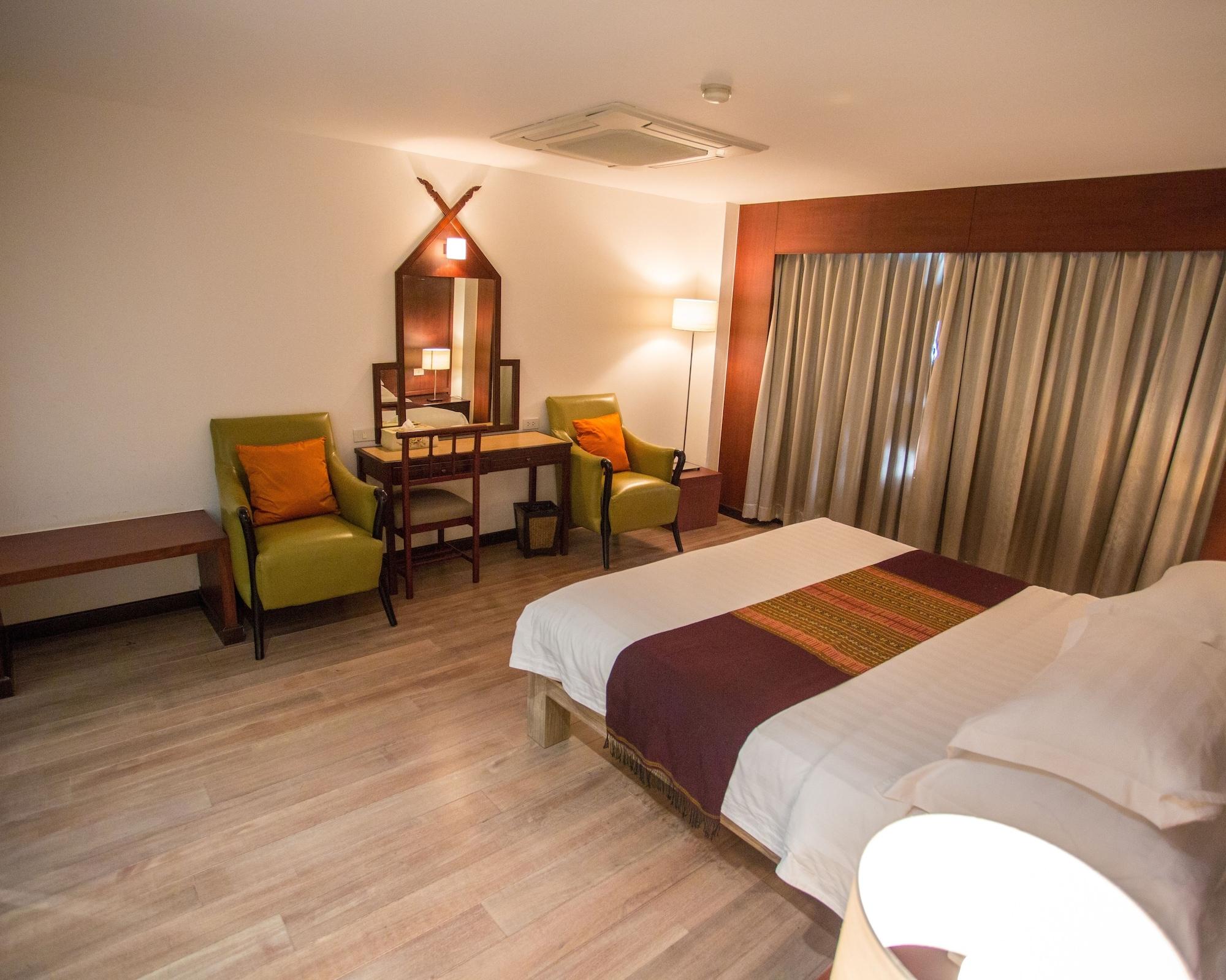 Seeharaj Hotel Uttaradit Kültér fotó