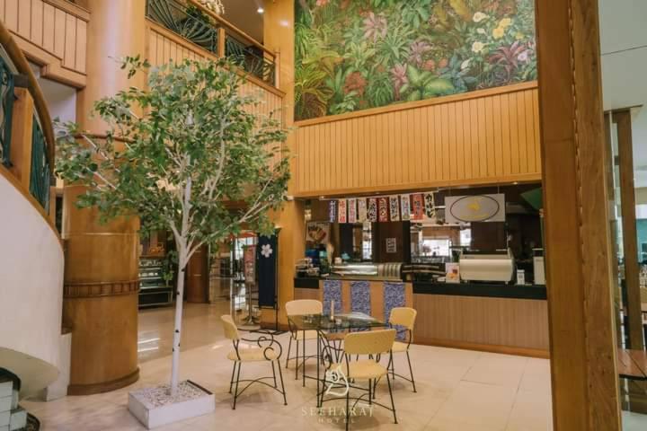 Seeharaj Hotel Uttaradit Kültér fotó
