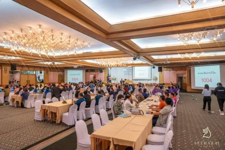 Seeharaj Hotel Uttaradit Kültér fotó